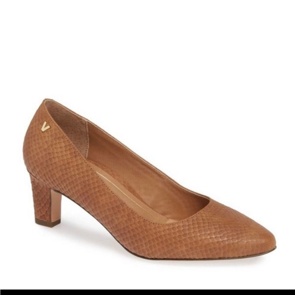 Vionic Madison Mia tan croc Square heel size 8.5